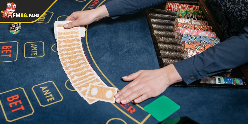 Các thế bài Baccarat và cách để tính bài bách thắng tại FM88 2 Các thế bài baccarat tại FM88 là gì?